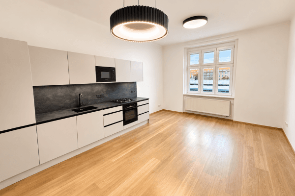 Pronájem bytu 2+kk 48 m², Čajkovského, Praha Pronájem bytu 2+kk 48 m², Čajkovského, Praha
