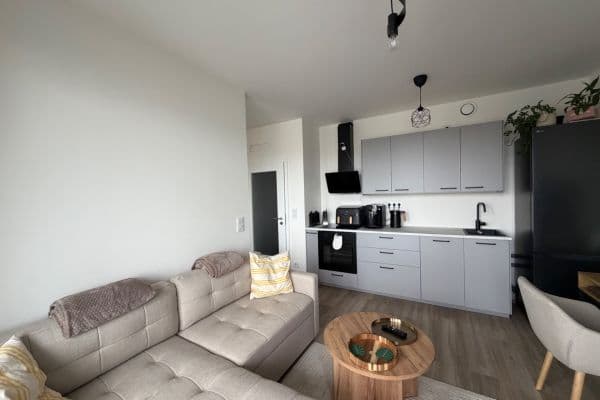Prodej bytu 1+kk 34 m², Arnošta Staňka, Praha Prodej bytu 1+kk 34 m², Arnošta Staňka, Praha