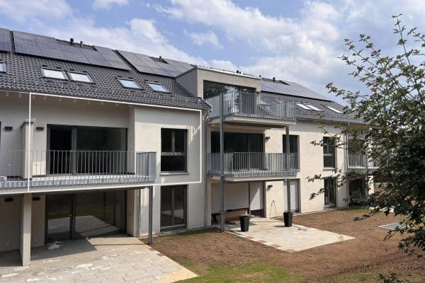 Pronájem bytu 2+1 67 m², Wendlinger Str. 45, Nürtingen, Bádensko-Württembersko Pronájem bytu 2+1 67 m², Wendlinger Str. 45, Nürtingen, Bádensko-Württembersko