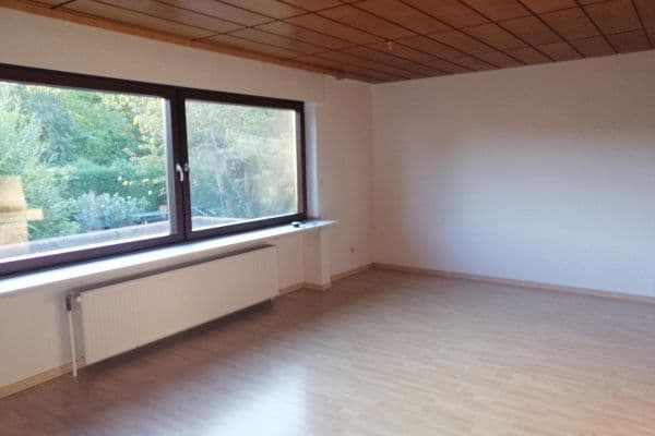 Pronájem bytu 3+1 92 m², Pfedelbach-Heuberg Pronájem bytu 3+1 92 m², Pfedelbach-Heuberg