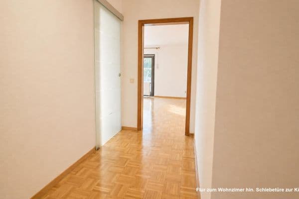 Prodej bytu 3+1 81 m², Reutlingen, Bádensko-Württembersko Prodej bytu 3+1 81 m², Reutlingen, Bádensko-Württembersko