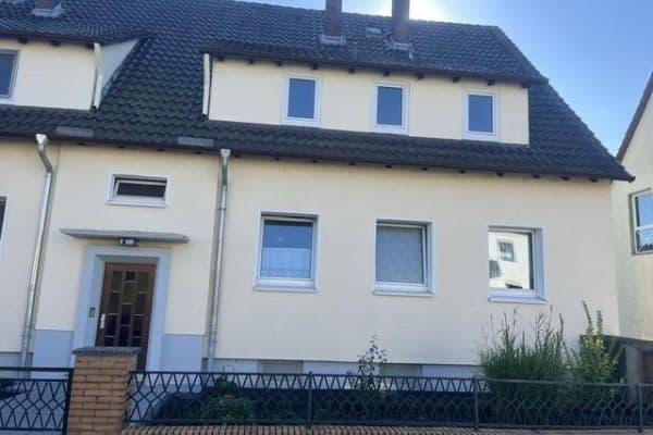 Pronájem bytu 3+1 77 m², Baurath-Sommer-Strasse, Hameln Pronájem bytu 3+1 77 m², Baurath-Sommer-Strasse, Hameln