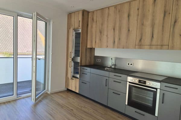 Pronájem bytu 1+kk 42 m², München, Bavorsko Pronájem bytu 1+kk 42 m², München, Bavorsko