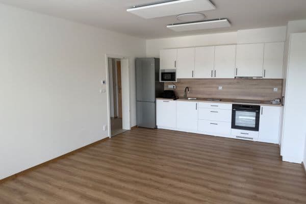 Pronájem bytu 4+kk 86 m², Nádražní, Třešť Pronájem bytu 4+kk 86 m², Nádražní, Třešť