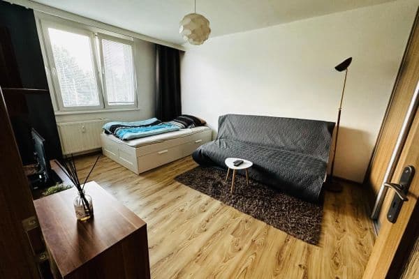 Pronájem bytu 1+1 39 m², Varenská, Ostrava Pronájem bytu 1+1 39 m², Varenská, Ostrava