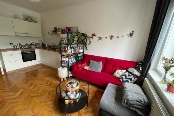 Pronájem bytu 2+kk 45 m², Jičínská, Praha Pronájem bytu 2+kk 45 m², Jičínská, Praha