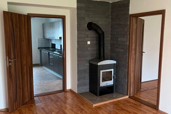 Prodej bytu 2+1 58 m², Zahradní, Horní Slavkov Prodej bytu 2+1 58 m², Zahradní, Horní Slavkov