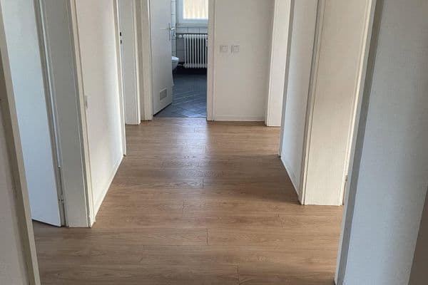 Pronájem bytu 3+1 80 m², Saarbrücker Str., Heusweiler Pronájem bytu 3+1 80 m², Saarbrücker Str., Heusweiler