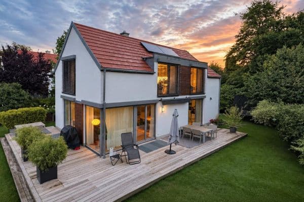Prodej domu 160 m², pozemek 702 m², Greifenberg, Bavorsko Prodej domu 160 m², pozemek 702 m², Greifenberg, Bavorsko
