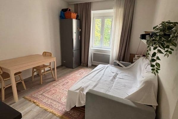Prodej bytu 1+1 39 m², Vacínova, Praha Prodej bytu 1+1 39 m², Vacínova, Praha