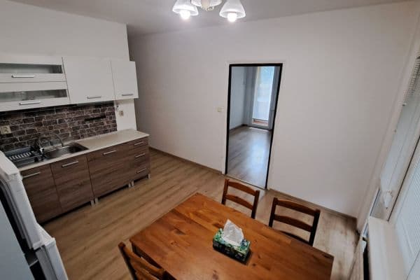 Prodej bytu 2+1 64 m², Heyrovského, Lamač Prodej bytu 2+1 64 m², Heyrovského, Lamač