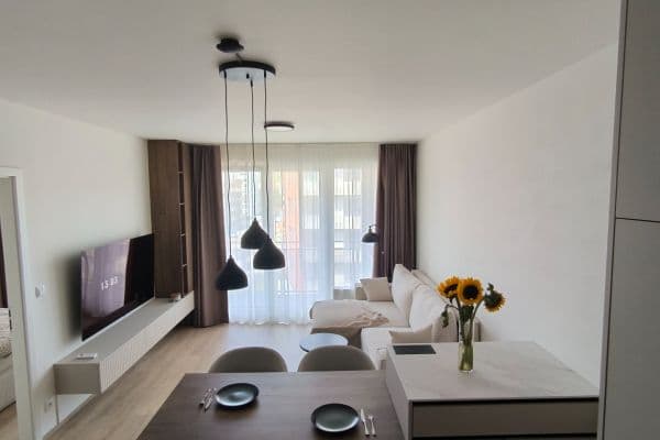 Pronájem bytu 2+kk 55 m², Poděbradská, Praha Pronájem bytu 2+kk 55 m², Poděbradská, Praha