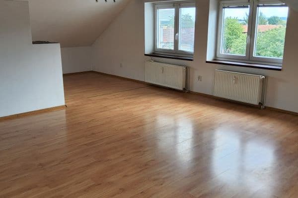 Prodej bytu 2+kk 74 m², Sídlištní, Poděbrady, Středočeský kraj Prodej bytu 2+kk 74 m², Sídlištní, Poděbrady, Středočeský kraj
