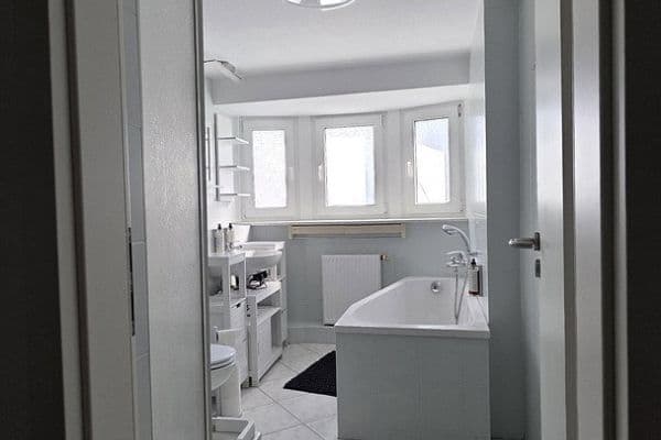 Pronájem bytu 3+1 82 m², Merseburg Pronájem bytu 3+1 82 m², Merseburg