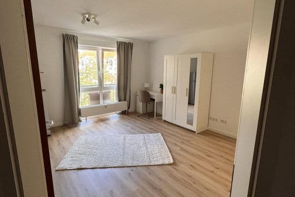 Pronájem bytu 1+1 35 m², Sonnenstraße 5, Fürth, Bavorsko Pronájem bytu 1+1 35 m², Sonnenstraße 5, Fürth, Bavorsko