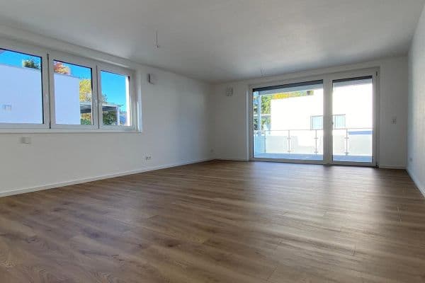 Pronájem bytu 3+kk 85 m², Am Alten Sportplatz, Wurmlingen Pronájem bytu 3+kk 85 m², Am Alten Sportplatz, Wurmlingen