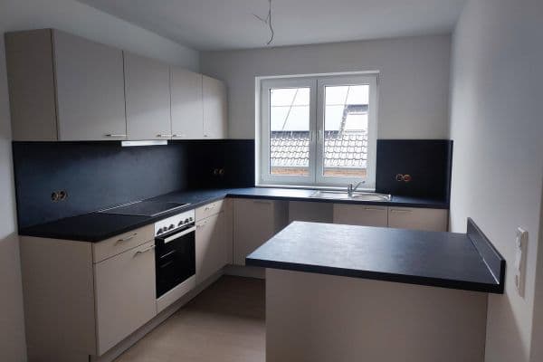 Pronájem bytu 3+1 83 m², Forstweg 11, Heide, Šlesvicko-Holštýnsko Pronájem bytu 3+1 83 m², Forstweg 11, Heide, Šlesvicko-Holštýnsko