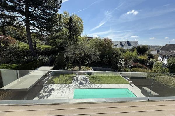 Prodej domu 420 m², pozemek 643 m², Bad Vilbel Prodej domu 420 m², pozemek 643 m², Bad Vilbel