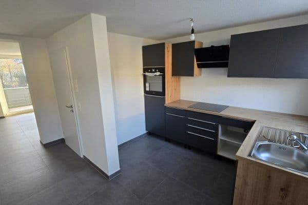 Pronájem bytu 2+kk 64 m², Gemmingen Pronájem bytu 2+kk 64 m², Gemmingen