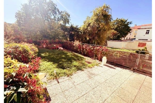 Prodej bytu 1+kk 36 m², Plzeňská, Praha Prodej bytu 1+kk 36 m², Plzeňská, Praha
