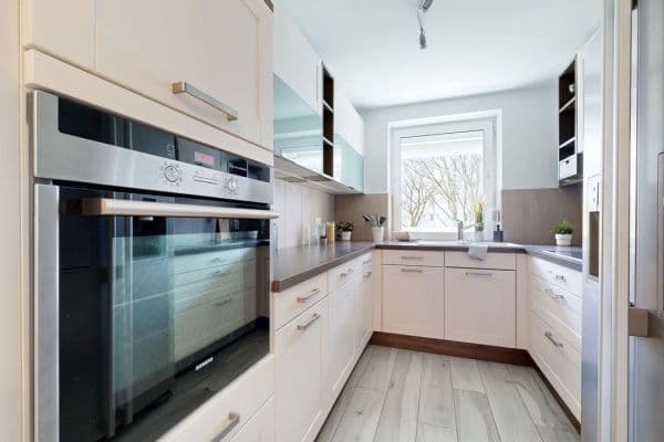 Pronájem bytu 3+1 81 m², Jagdfeldring 60, Haar, Bavorsko Pronájem bytu 3+1 81 m², Jagdfeldring 60, Haar, Bavorsko