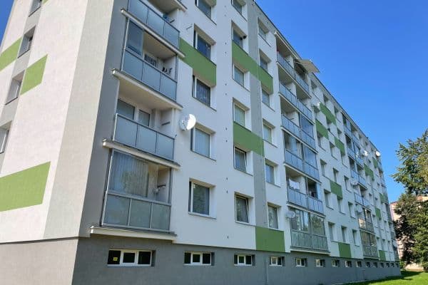 Pronájem bytu 2+1 55 m², Jižní, Přelouč Pronájem bytu 2+1 55 m², Jižní, Přelouč