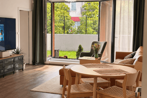 Pronájem bytu 2+kk 66 m², Gerstelova, Praha Pronájem bytu 2+kk 66 m², Gerstelova, Praha