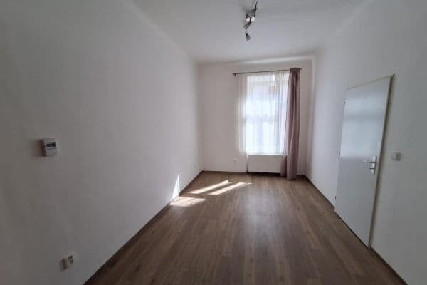 Pronájem bytu 2+kk 45 m², U Mincovny, Jihlava, Kraj Vysočina Pronájem bytu 2+kk 45 m², U Mincovny, Jihlava, Kraj Vysočina