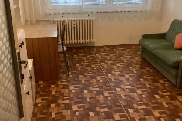 Pronájem bytu 3+1 15 m², U Jezera, Praha Pronájem bytu 3+1 15 m², U Jezera, Praha