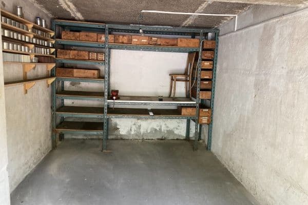 Pronájem garáže 20 m², Nupacká, Praha Pronájem garáže 20 m², Nupacká, Praha