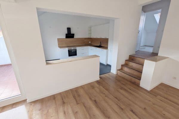 Prodej bytu 2+1 62 m², Alte Chaussee, Erfurt, Durynsko Prodej bytu 2+1 62 m², Alte Chaussee, Erfurt, Durynsko