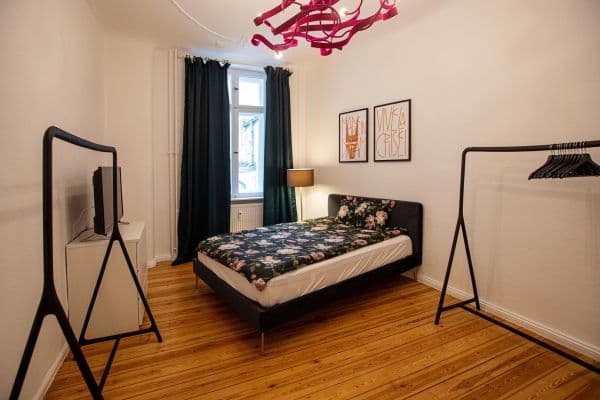 Pronájem bytu 1+1 44 m², Stahlheimer Straße 24, Berlin, Berlín Pronájem bytu 1+1 44 m², Stahlheimer Straße 24, Berlin, Berlín