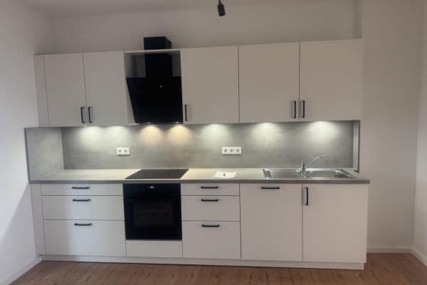 Pronájem bytu 3+1 100 m², Loher Str. 35, Lüdenscheid Pronájem bytu 3+1 100 m², Loher Str. 35, Lüdenscheid