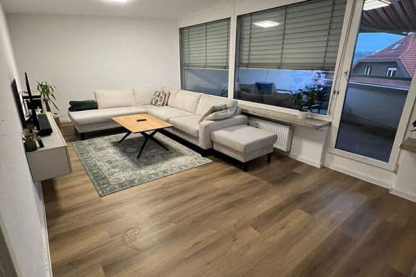 Pronájem bytu 2+1 75 m², Stuttgart-Wangen Pronájem bytu 2+1 75 m², Stuttgart-Wangen