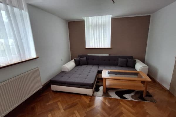 Prodej bytu 2+1 65 m², Jablonec nad Nisou Prodej bytu 2+1 65 m², Jablonec nad Nisou
