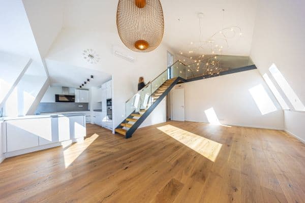 Pronájem bytu 4+kk 151 m², Čiklova, Praha Pronájem bytu 4+kk 151 m², Čiklova, Praha