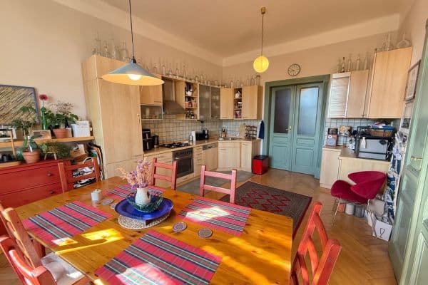 Prodej bytu 3+1 124 m², Na Plzeňce, Praha Prodej bytu 3+1 124 m², Na Plzeňce, Praha
