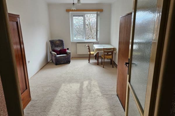 Pronájem bytu 2+1 57 m², Kolbenova, Praha Pronájem bytu 2+1 57 m², Kolbenova, Praha