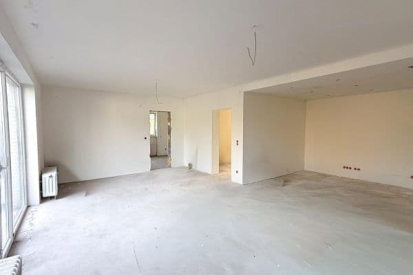 Prodej bytu 3+1 105 m², Melchthalweg 13, Düsseldorf, Severní Porýní-Vestfálsko Prodej bytu 3+1 105 m², Melchthalweg 13, Düsseldorf, Severní Porýní-Vestfálsko