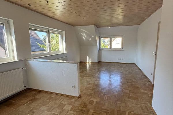 Pronájem bytu 3+1 84 m², Kalchreuth Pronájem bytu 3+1 84 m², Kalchreuth