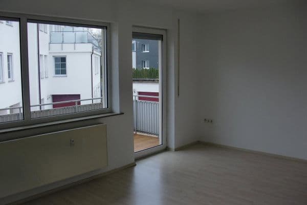 Pronájem bytu 3+1 75 m², Ulm Pronájem bytu 3+1 75 m², Ulm