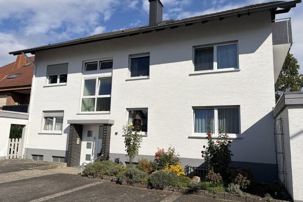 Pronájem bytu 3+1 104 m², Paderborn, Severní Porýní-Vestfálsko Pronájem bytu 3+1 104 m², Paderborn, Severní Porýní-Vestfálsko