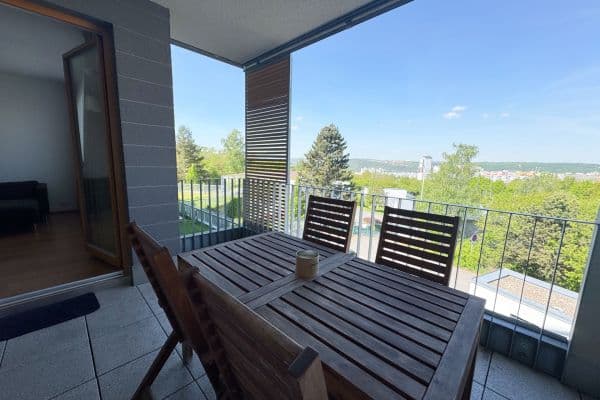 Pronájem bytu 2+kk 62 m², Generála Šišky, Praha Pronájem bytu 2+kk 62 m², Generála Šišky, Praha