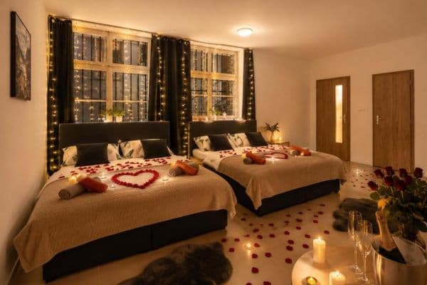 Pronájem bytu 2+1 83 m², Jeronýmova, Praha Pronájem bytu 2+1 83 m², Jeronýmova, Praha