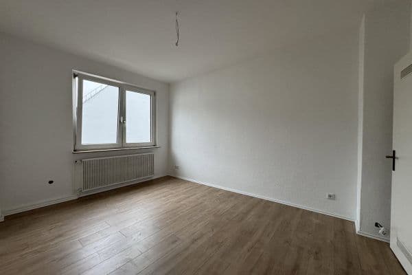 Pronájem bytu 3+1 71 m², Essener Straße 45a, Bochum Pronájem bytu 3+1 71 m², Essener Straße 45a, Bochum
