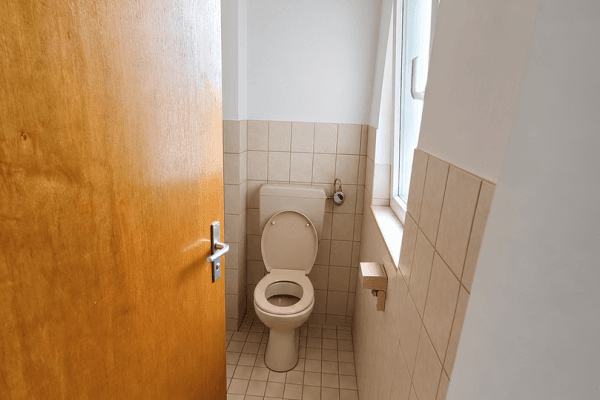 Pronájem bytu 4+1 110 m², Kurze Straße 4, Illingen, Bádensko-Württembersko Pronájem bytu 4+1 110 m², Kurze Straße 4, Illingen, Bádensko-Württembersko