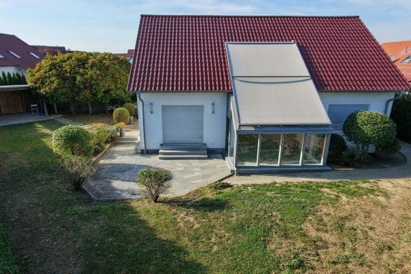Prodej domu 230 m², pozemek 680 m², Am Hohen Rain 38, Ulm Prodej domu 230 m², pozemek 680 m², Am Hohen Rain 38, Ulm