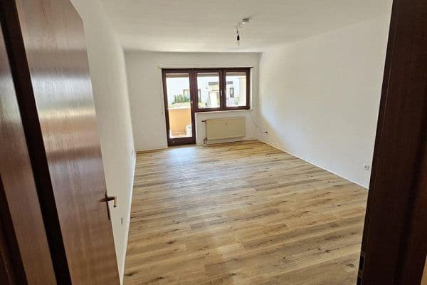 Pronájem bytu 1+1 50 m², Dornheimer Ring 81, Mannheim Pronájem bytu 1+1 50 m², Dornheimer Ring 81, Mannheim