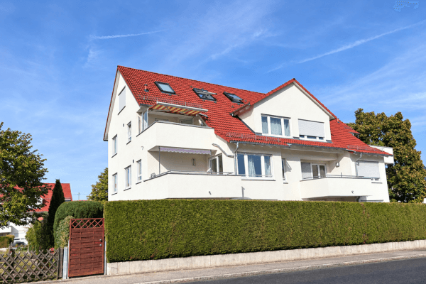 Prodej bytu 4+1 100 m², Sindelfingen Prodej bytu 4+1 100 m², Sindelfingen