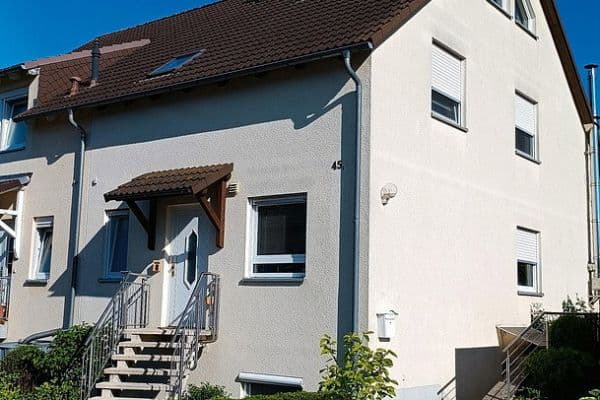 Prodej domu 132 m², pozemek 305 m², Niefern-Öschelbronn Prodej domu 132 m², pozemek 305 m², Niefern-Öschelbronn